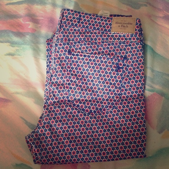 Abercrombie and Fitch Printed Skinny jeans