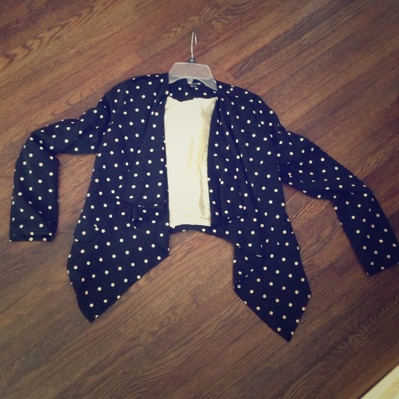 Forever 21 Jackets & Blazers - Fully lined polka dot blazer