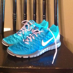 Awesome Nike training shoes!