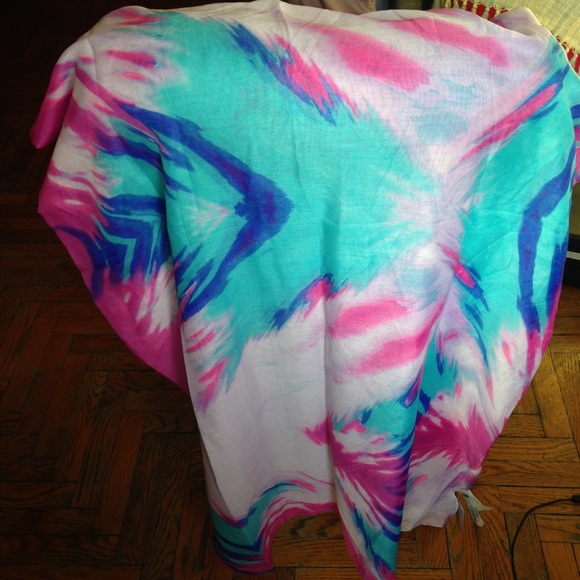 Multi Colored Scarf - Picture 4 of 4