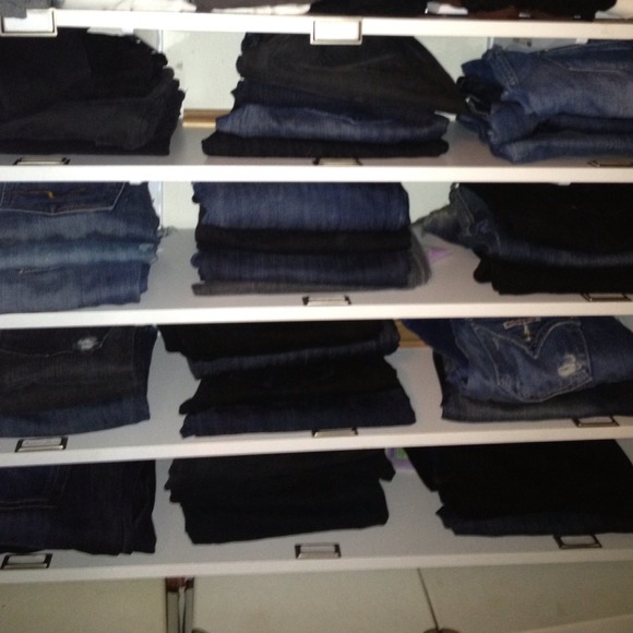 MEET YOUR SELLER. :) - Picture 4 of 5