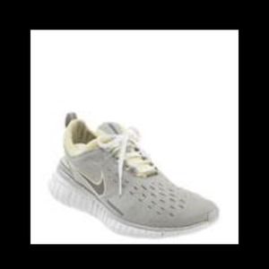 Women's Nike Free 5.0 (sneakers)