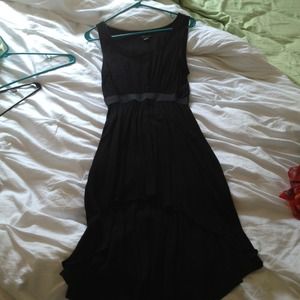 Black summer HiLo dress, very cute!