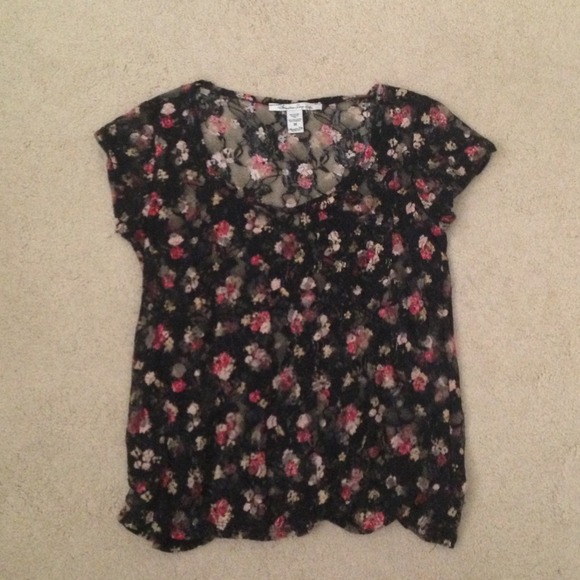 Shear rose shirt
