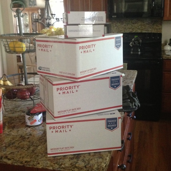 Mailing day lovelies!! Get excited!