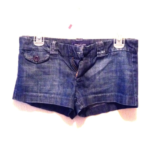 Size 2 American Eagle denim shorts!
