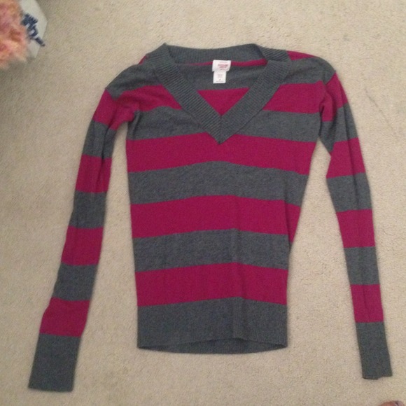 Long sleeve sweater