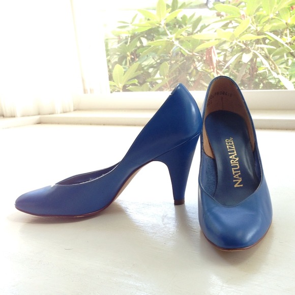 Naturalizer Shoes - Like New cobalt blue heels