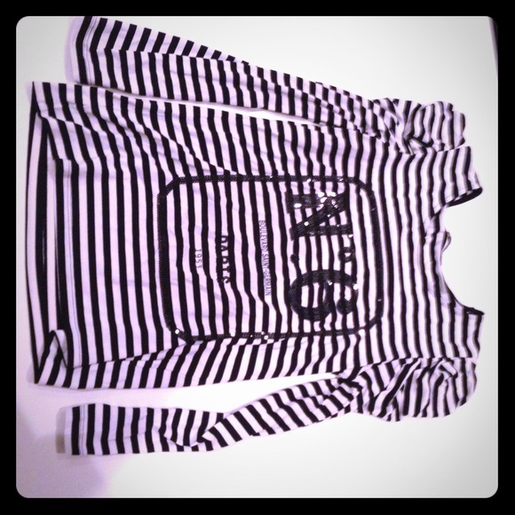 Black and white stripe top Paris, French