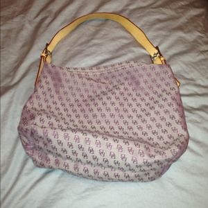 Dooney & Bourke Handbag. Like New