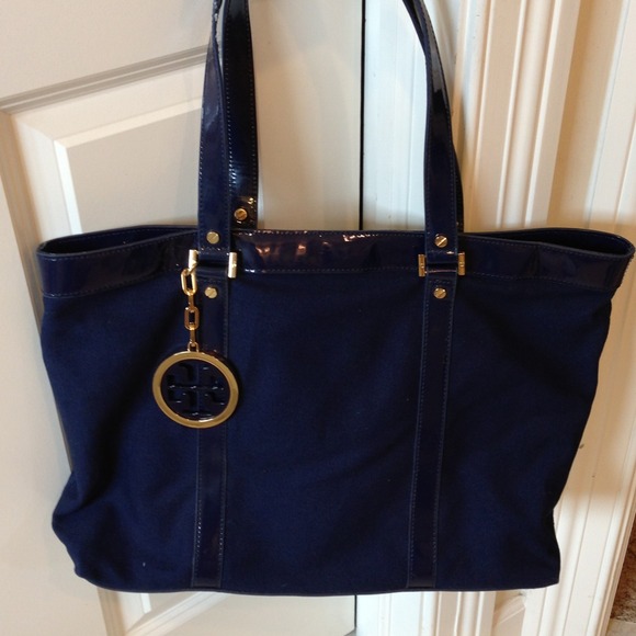 ********  SOLD ***********