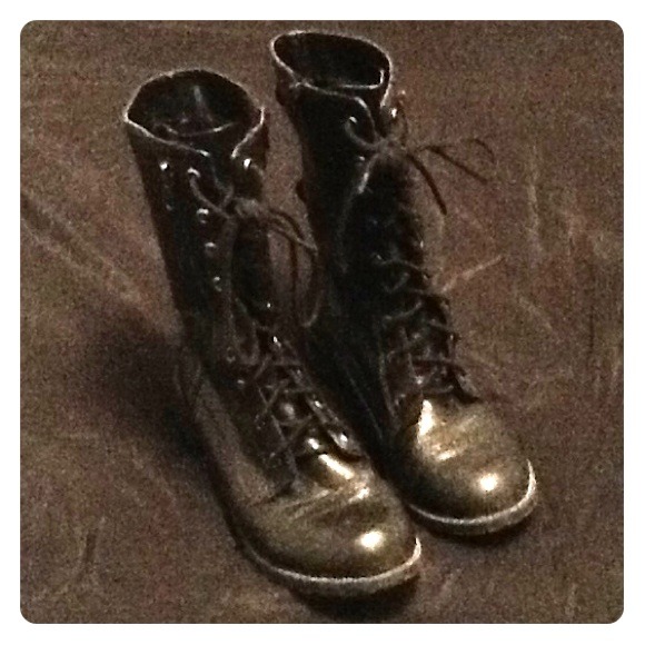 black  militar boots