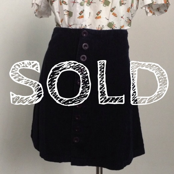 🐱SOLD🐱 Express corduroy high waisted skirt