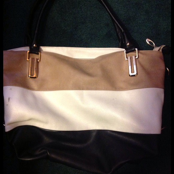 Beautiful Neutral Color Block Handbag by SHI - Picture 2 of 2