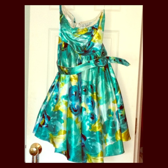 ⭐REDUCED OCT 19⭐Charlotte Russe beautiful dress