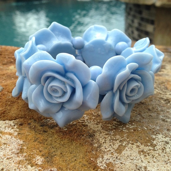 ❌SOLD❌.   **NEW** Baby pale blue bracelet. CUTE 🌺