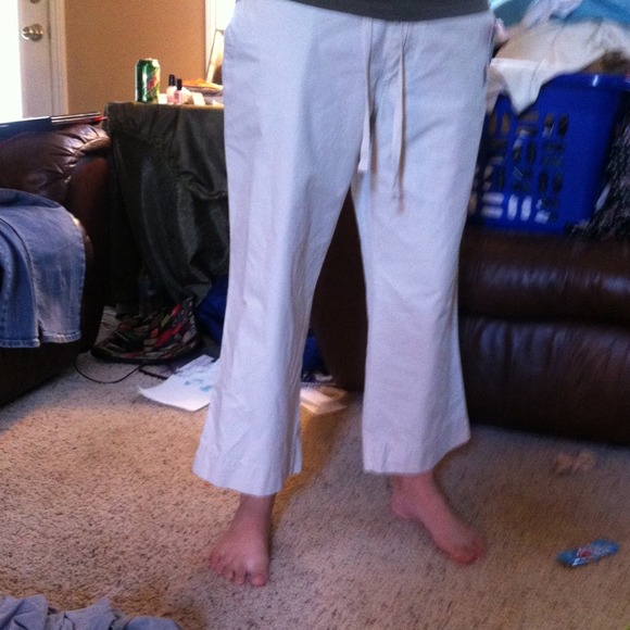 Khaki capris