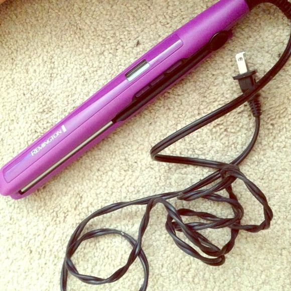 Purple Remington Straightener