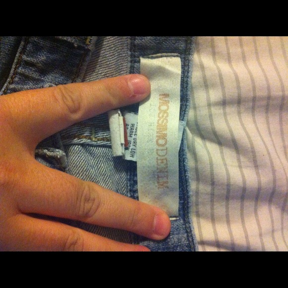 Jeans - Picture 2 of 3