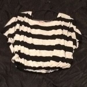 black and gray line shirt