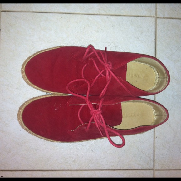 Red Retro Booties - Picture 2 of 3