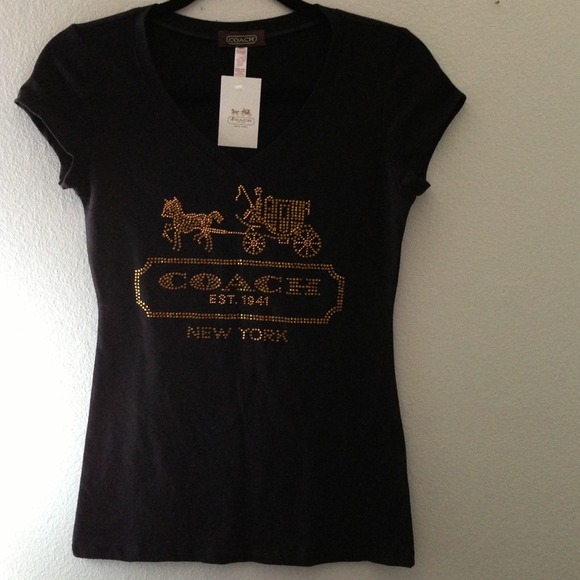 ✨REDUCED✨black V-Neck T-Shirt w/rhinestone design