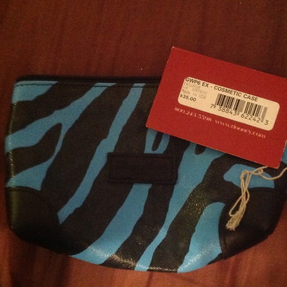 Dooney cosmetic bag