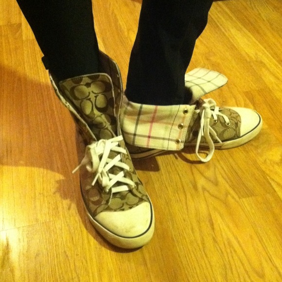 Authentic used coach high tops! Great condition!