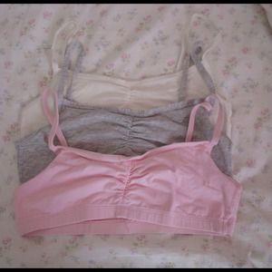Set of 3 sports bras