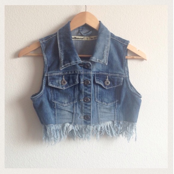 SOLD Crop denim vest