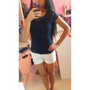 💞REDUCED💞 ✨ Dark Blue Lace Top ✨