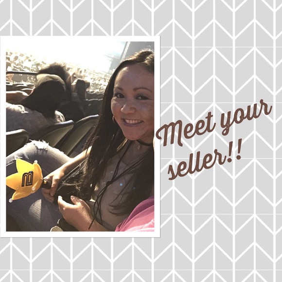 ~Meet Me~ Bundle and save!!!! - Picture 2 of 8