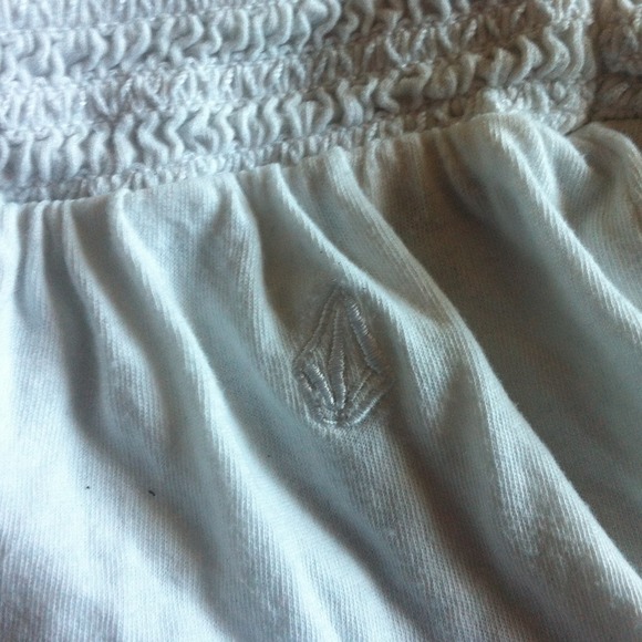 White Volcom Tube Top - Picture 4 of 4