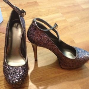Mossimo 4 1/2inch sparkly heel