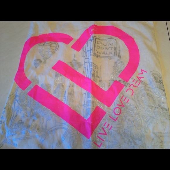 4/$20 Live Love Dream tote - Picture 2 of 3