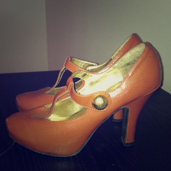 Casual heels