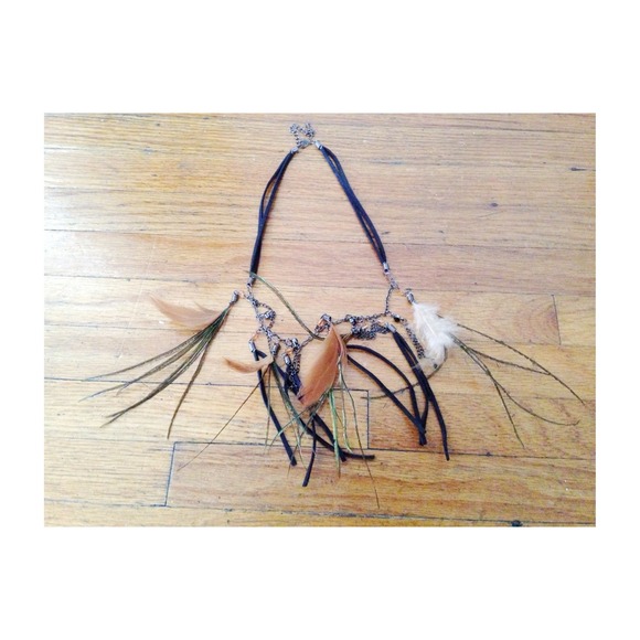 Feather necklace