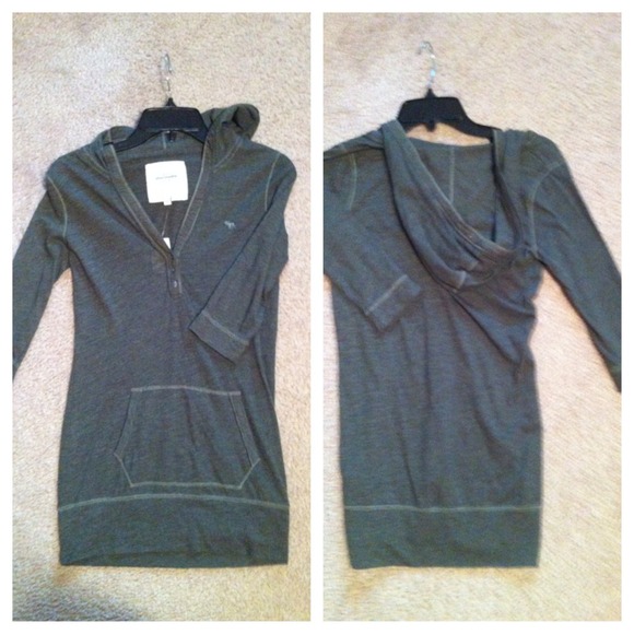 ❌SOLD❌ Abercrombie Kids Shirt with Hoodie