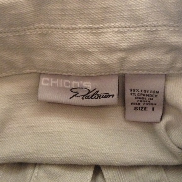 Super cute Denim jacket by CHICO'S - Picture 3 of 3