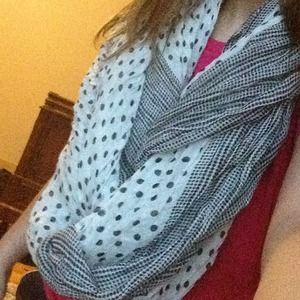 Urban Outfitters Scarf!