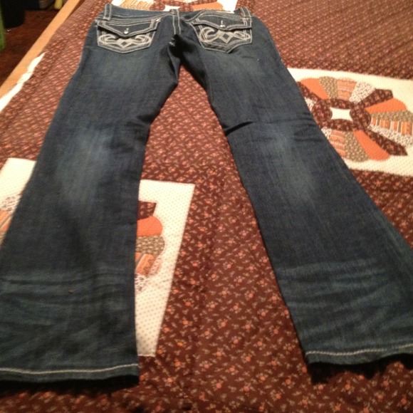 Reserved for annah2007