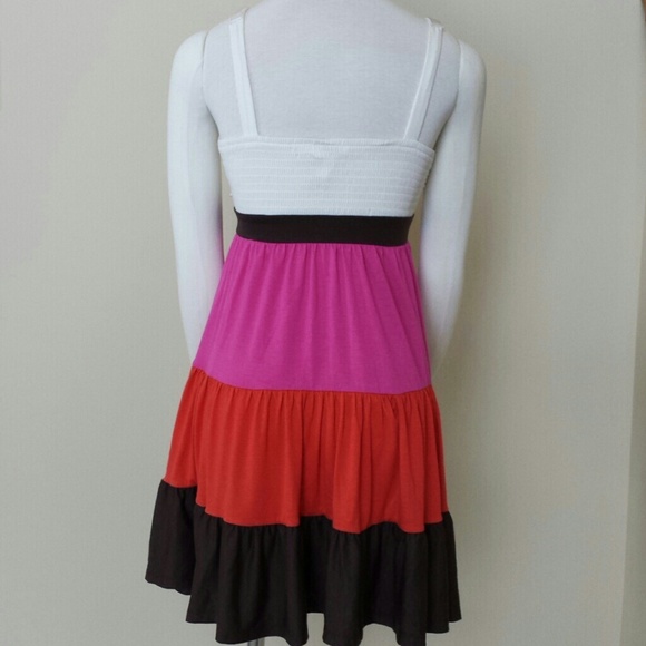 Gorgeous dress - Picture 4 of 4