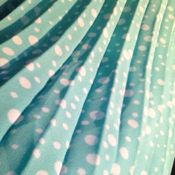 Gap dress NEW! Size 4 - Picture 4 of 4