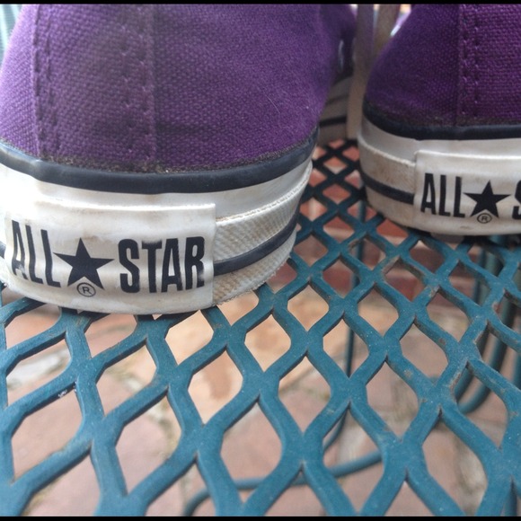 HOLD⭐Converse All Stars⭐ Excellent condition - Picture 2 of 4