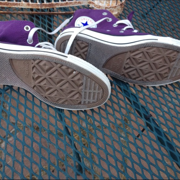 HOLD⭐Converse All Stars⭐ Excellent condition - Picture 3 of 4