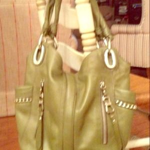 🎈REDUCED 10-19🎈Makowsky beautiful handbag.