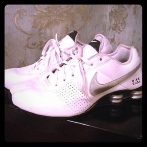 Men's Nike shox