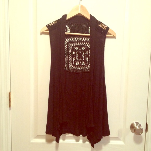 Black flowy Nordstrom vest.
