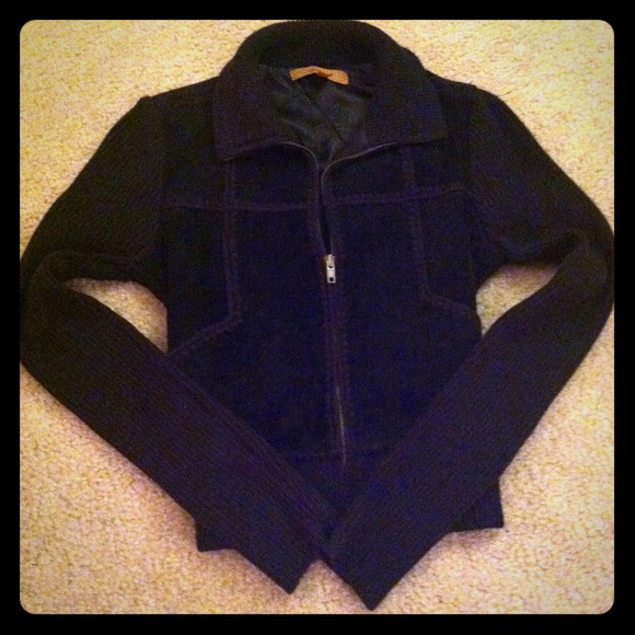 SOLD- SWEATER JACKET