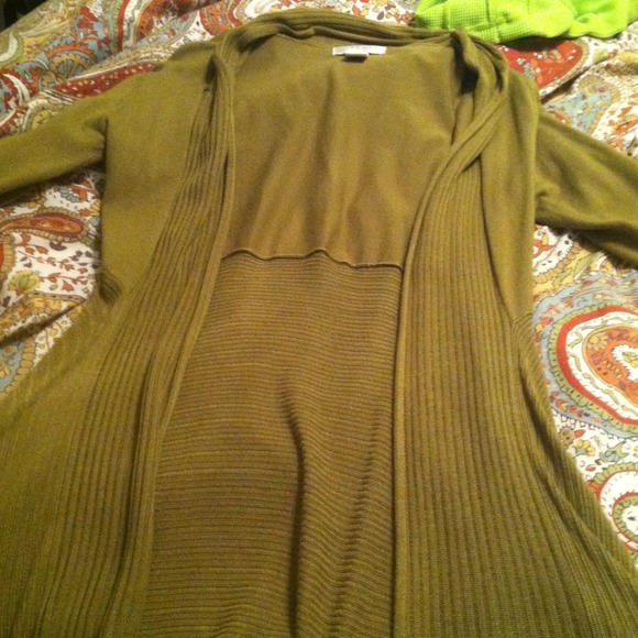 CUTE, olive green cardigan!